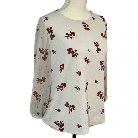 Elle size M cherry blossom pull over top with sheer sleeves EUC - Picture 2 of 10